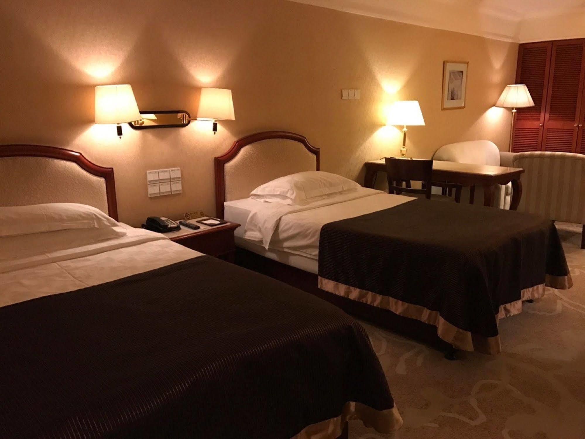 Beijing King Wing Hot Spring Hotel Ngoại thất bức ảnh