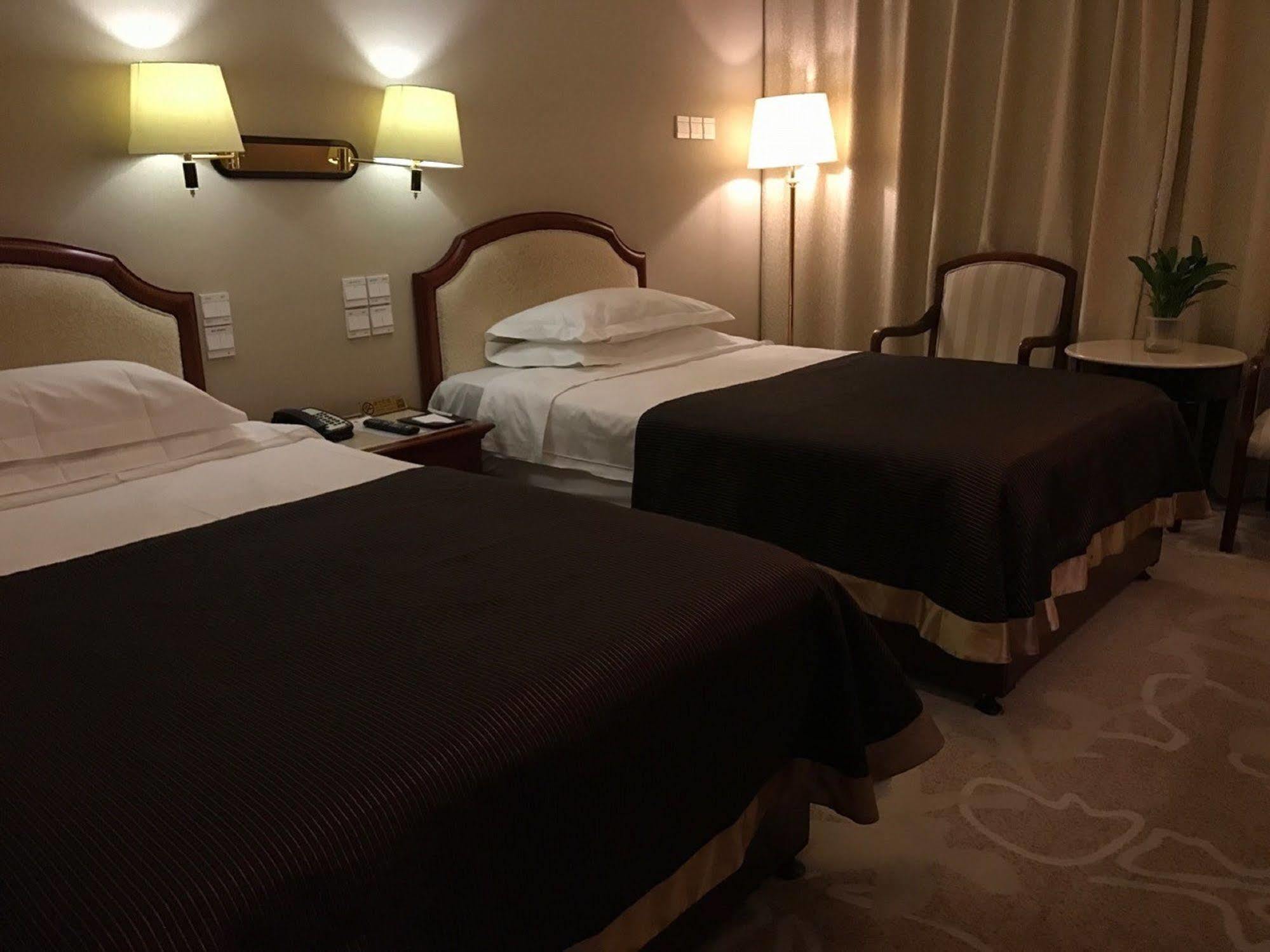 Beijing King Wing Hot Spring Hotel Ngoại thất bức ảnh