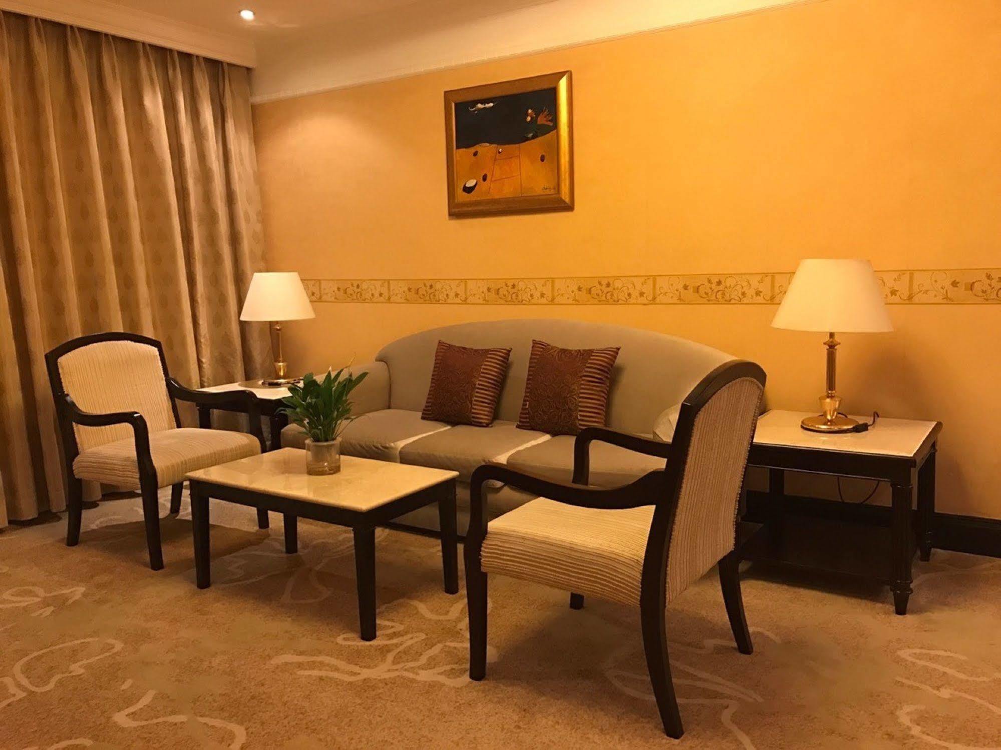 Beijing King Wing Hot Spring Hotel Ngoại thất bức ảnh
