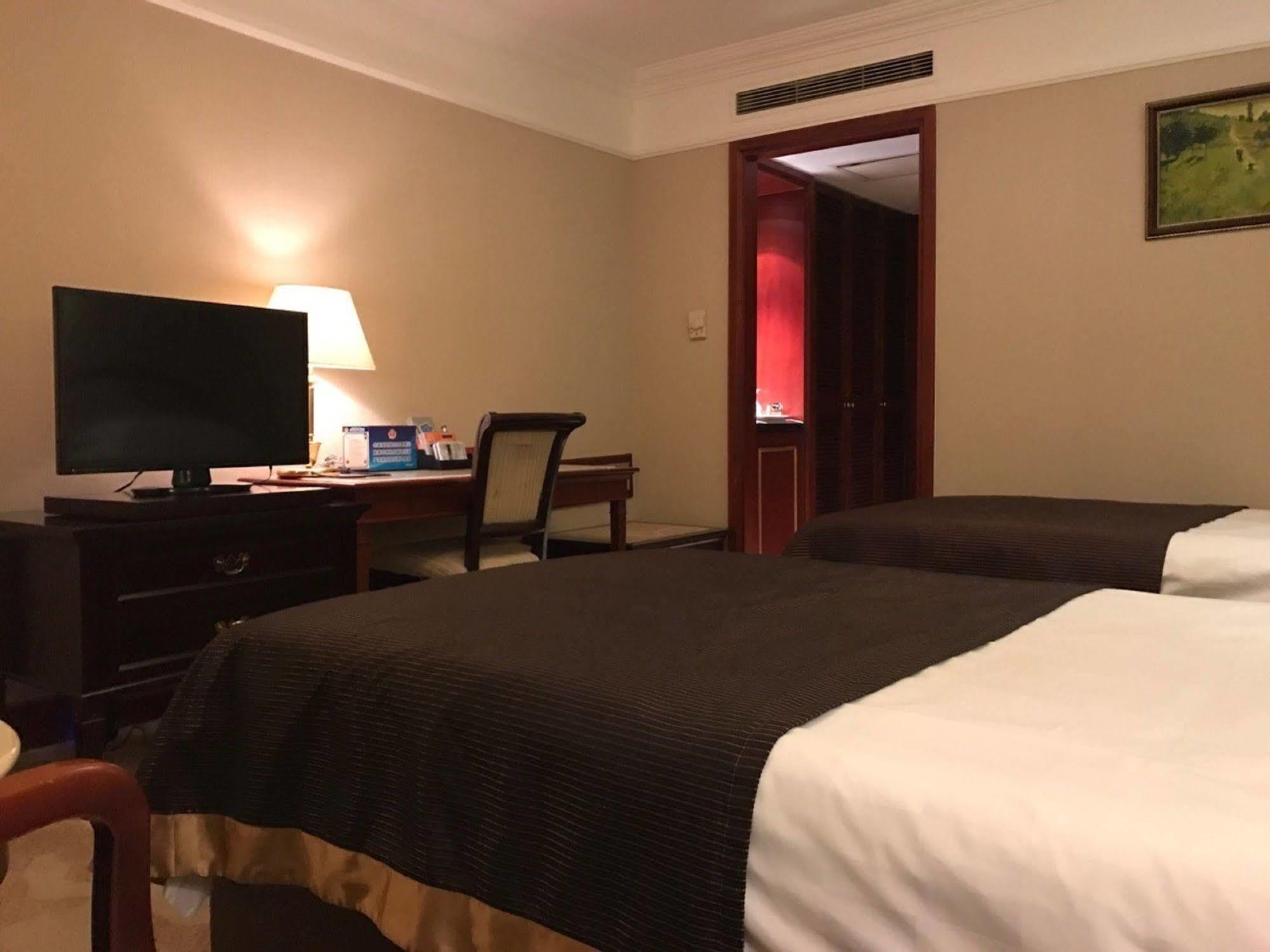 Beijing King Wing Hot Spring Hotel Ngoại thất bức ảnh